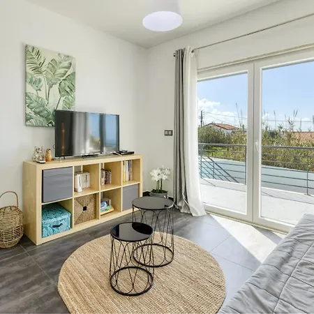 Ocean's 8 Villa Lourinhã